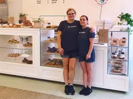 350 Bakery opens retail store; Doce Tacqueria adds new location