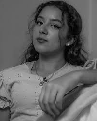 Hoy en #tbt les comparto estás increíbles fotografías capturadas por Efraín  Castro para su exposición titulada "Rostros del arte". Está exposición está  ubicada en la Casa de la Cultura Cecilio Acosta de