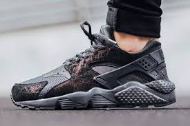 Get the best deals on nike air huarache premium and save up to 70% off at poshmark now! Nike Wmns Air Huarache Run Premium Anthracite Skate Wear Street Wear Streetwear Outfit