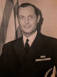 I like Robert Montgomery so much in his early movies that I asked my local  county library to find movies with him in them … they chose this one and  it's