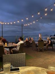 The restaurant has outdoor dining with views of sarasota bay. Dry Dock Waterfront Grill 412 Gulf Of Mexico Dr Longboat Key Fl Restaurants Mapquest