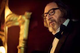 Hubert pellegrini is a major character in the french thriller series lupin. Tv Kritik Review Lupin Der Meisterdieb Kehrt Endlich Zuruck Der Zweite Teil Des Netflix Erfolgskrimis Macht Umstandslos Da Weiter Wo Im Januar Aufgehort Wurde Auf Tv Wunschliste