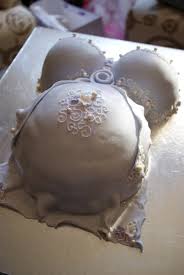 Cakes are the centerpiece at parties for special occasions like birthdays, anniversaries, or weddings. Pregnant Belly Cake For A Baby Shower Chocswirl