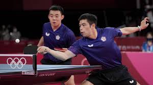 石川佳純（日語：石川 佳純／いしかわ かすみ ishikawa kasumi，1993年2月23日－），日本女子桌球運動員，左手橫拍。山口縣出生，畢業於四天王寺羽曳丘中學校及四天王寺高等學校。原隸屬於三起商行jsc3，高中畢業後轉投img。 Q5l2dgs5qyd Um