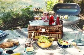 Den start in unserer übersicht der schönsten orte zum picknicken in wien macht das kaiserwasser. Sommerzeit Picknickzeit 9 Tipps Fur Ein Gelungenes Picknick Schon Bei Dir By Depot