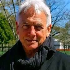 Sometimes a de check in my phone to see if you don unblock me 😥😥