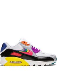 Our designers took inspiration from the earth's layers for the 95's sculptured look. Nike Air Max 90 Sneakers Farfetch