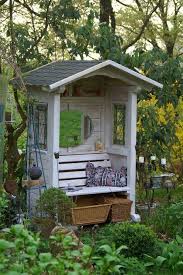 Philosophenbank Philosophenbank Landschaftsbau Fur Kleinen Hinterhof Hinterhof Schatten