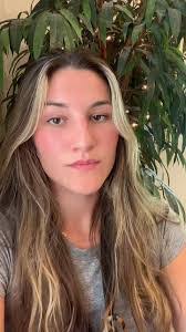 Sophia Holt's Instagram, Twitter & Facebook