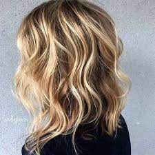 Wavy And Messy Long Bob Haircut Golden Blonde Balayage Highlights Longbobs Blonde Balayage Long Bob Blonde Long Bob Hairstyles