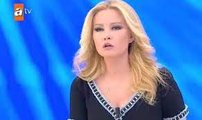 The latest tweets from müge anlı (@mugeanlionline). Muge Anli Nin Rahmi Ozkan A Yaptigiyla Sevenleri Uzdu Rahmi Ozkan Son Noktaya Geldi Ankara Yasam Haberleri