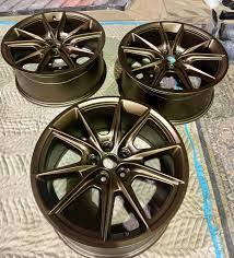 Larry Sequeira's Instagram, Twitter & Facebook