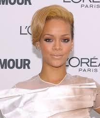 46 Rihanna Hairstyles from 2006 to 2022