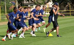 Pagina oficială de twitter a clubului universitatea craiova | official twitter page of universitatea craiova football club. Fc U Craiova 1948 Realitatea Sportiva
