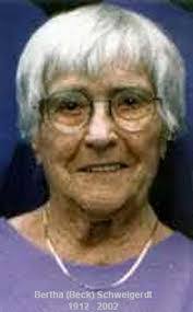 Freida Beck's Instagram, Twitter & Facebook