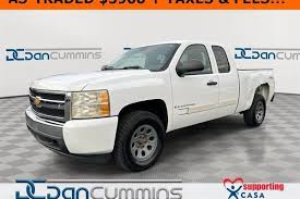 Image result for White 2007 GM