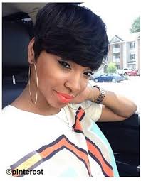 Coupe courte pour femmes noires. Coupe Courte Femme Les Tendances De 2021 Lifestylia Com