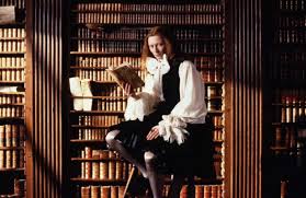 Duyulariniz uzerinde, her daim super 8 mm etkisi* yaratan, karizmatik, yogun aktris. Tilda Swinton Biography Photo Age Height Private Life News Filmography 2021