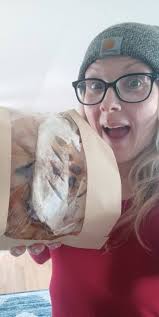 I could cry she's so beautiful 🤣😁😭