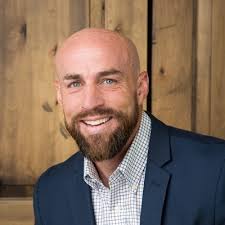 I spent the day at A1 Garage Door Service training Tommy Mello's CSR team.  Later that night Tommy showed me his home garage.🔥 Grateful for the  partnership with A1! Amie Spence |