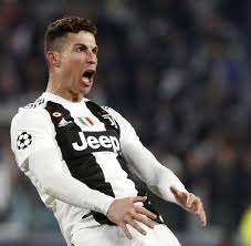 But there is a large body of evidence to suggest juve, who are 10 points below internazionale at the top of serie a, have. Juventus Turin Cristiano Ronaldo Marsmensch Mit Drei Eiern Welt
