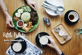 The 3 years old restaurant in kota damansara had expanded their business to another outlet at pricing for the food is based on the weight of the seafood. Selangor Page 3 Foodeverywhere