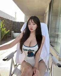 Asian with big tits in a white swimsuit : rgirlsinwhitebikinis