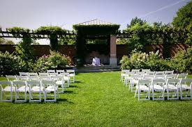 Outdoor Indianapolis Venues Worth Checking Out Snappening Wedding Venues Indiana Outdoor Wedding Venues Outdoor Wedding