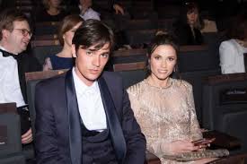 Voir plus d'idées sur le thème capucine anav, capucine, magazine public. Who Is Capucine Anav Dating Capucine Anav Boyfriend Husband