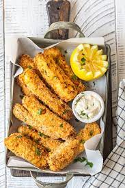 This Homemade Fish Sticks Recipe Is Baked Instead Of Fried Making Them Crispy Tender Flaky These Bake Breaded Fish Recipe Baked Fish Easy Cooking Recipes