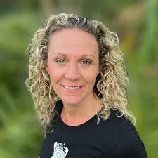 Jeannie Yates's Instagram, Twitter & Facebook