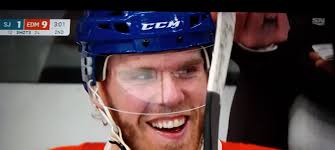 What a game last night by Mcdavid!! 5 assists!! What a huge way to  contribute to the win against Calgary!! Way to go Connor!!! Merry Christmas  Eve eveyone! Stay warm and hope
