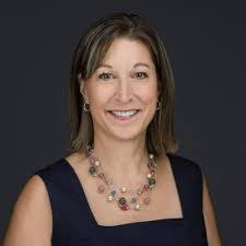 Suzanne Callahan's Instagram, Twitter & Facebook