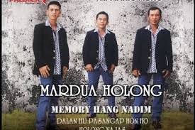 intro g c g bm c d g d aku yang pernah em bm engkau kuatkan c aku yang pernah bm kau bangkitkan am aku yang pernah d kau beri rasa g d saat ku terjaga em bm hingga ku terlelap nanti c bm selama itu aku akan. Chord Gitar Dan Lirik Lagu Batak Mardua Holong Omega Trio Sonora Id