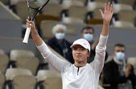 Stream online z wimbledonu 2021. Iga Swiatek Trevisan Kiedy I O Ktorej Transmisja Online I Tv Stream Gdzie Ogladac Tenis
