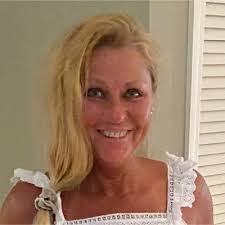 Stephanie Kehoe's Instagram, Twitter & Facebook