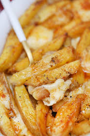Easiest Canadian Poutine Recipe You Ll Ever Make Scrambled Chefs
