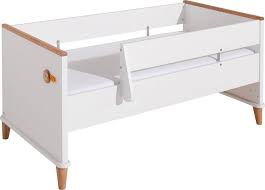 Seit über 75 jahren steht die marke paidi für hochqualitative babyzimmer und begleitet ein kinderleben lang. Paidi Kinderbett Sicherheits Set 70 X 140 Cm Lotte Fynn 2 Bettseiten 1 Schutzseite Und Eine Absturzsicherung Links Rechts Montierbar Steiff By Paidi Online Kaufen Otto