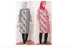 Selain berfungsi untuk menyamarkan bentuk tubuh, tunik asimetris juga akan membuat penampilan anda terlihat kian fashionable asal pilihan dan padu padannya juga sudah tepat. 13 Rekomendasi Tunik Batik Modern Di Bawah Rp300 Ribu Untuk Hijabers Updated Bukareview