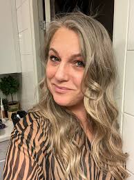 🥰 Jackie and Hedvig! So fancy with their lovely hair 😂😍 🤍🧡🤎  #swedishpiggymafia #sweden #guineapig