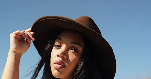 Rising Star Kristen Maxwell On The Five Things You Need To Shine In The  Entertainment Industry