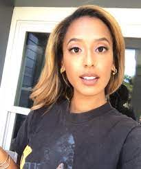 Bleaching relaxed hair offered are in curly, wavy, and straight hairstyles. Black Woman Guide To Going Blonde With Minimal Damage