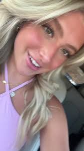 Allison Houck's Instagram, Twitter & Facebook