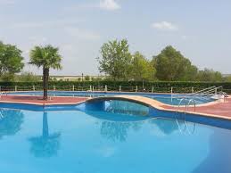 Maybe you would like to learn more about one of these? Piscina Exterior Picture Of Hotel Balneario Cervantes Santa Cruz De Mudela Tripadvisor