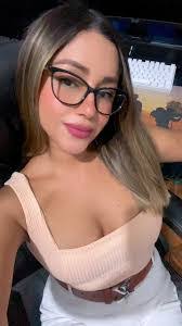 Jasmin Vasquez's Instagram, Twitter & Facebook