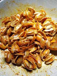 Selalunya lauk lala masak pedas ni pasti dipesan dalam menu. Lala Masak Masam Manis Ratah Macam Tu Je Pun Sangat Sedap