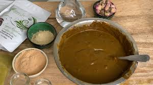Getting Dye Release From Your Henna Paste Video In 2020 Henna Hair Henna Hair Dyes Henna Paste
