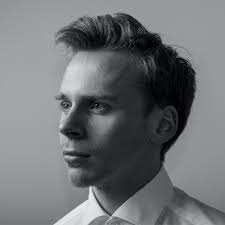 In his Minerva master's thesis, Haishuo Lee explored the 'durable skills'  that remain crucial despite rapid AI advancements. By drawing insights from  politics, business, and government, Haishuo…