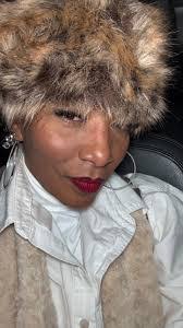 Wanda Conquest's Instagram, Twitter & Facebook