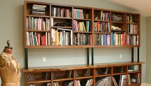 Khusus buku paket mata pelajaran ktsp 2006 hanya boleh difoto kopi/dibaca di dalam ruang perpustakaan atau untuk pinjaman kelas. Putra Jusuf Hamka Bikin Bookhive Bisa Pinjam Dan Sumbang Buku Di Taman Lembang Metro Tempo Co